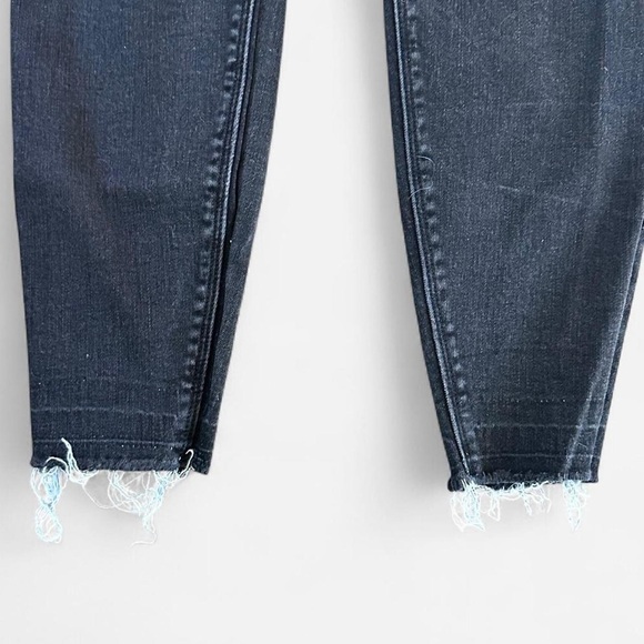 Small Black distress Spanx Shape wear capri denim jeggings - Picture 2 of 9